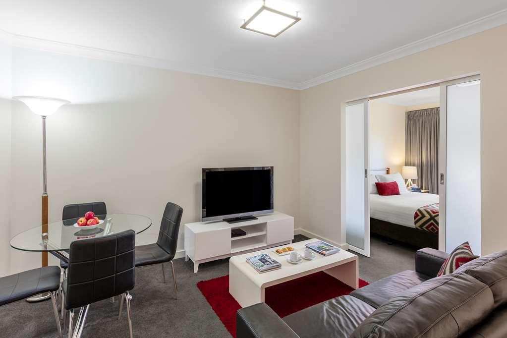 Aparthotel Nesuto Mounts Bay Perth Restaurant foto